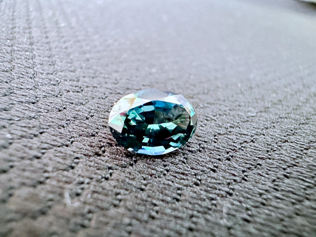 The Peacock Blue Muse | 1.88 carat Blue Sapphire - LUVICI GEMS INTERNATIONAL