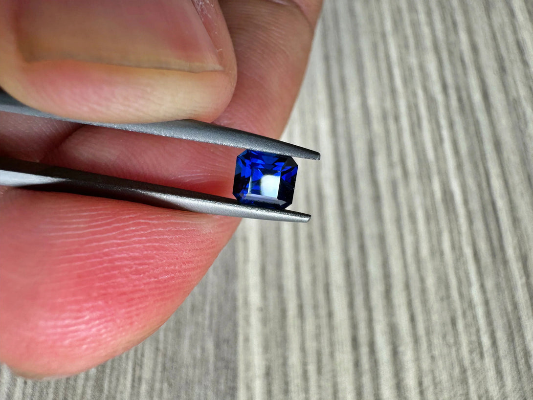 Kashmir Royal velvety Blue Bliss | 0.79 ct Blue sapphire,Lodwar Kenya - LUVICI GEMS INTERNATIONAL