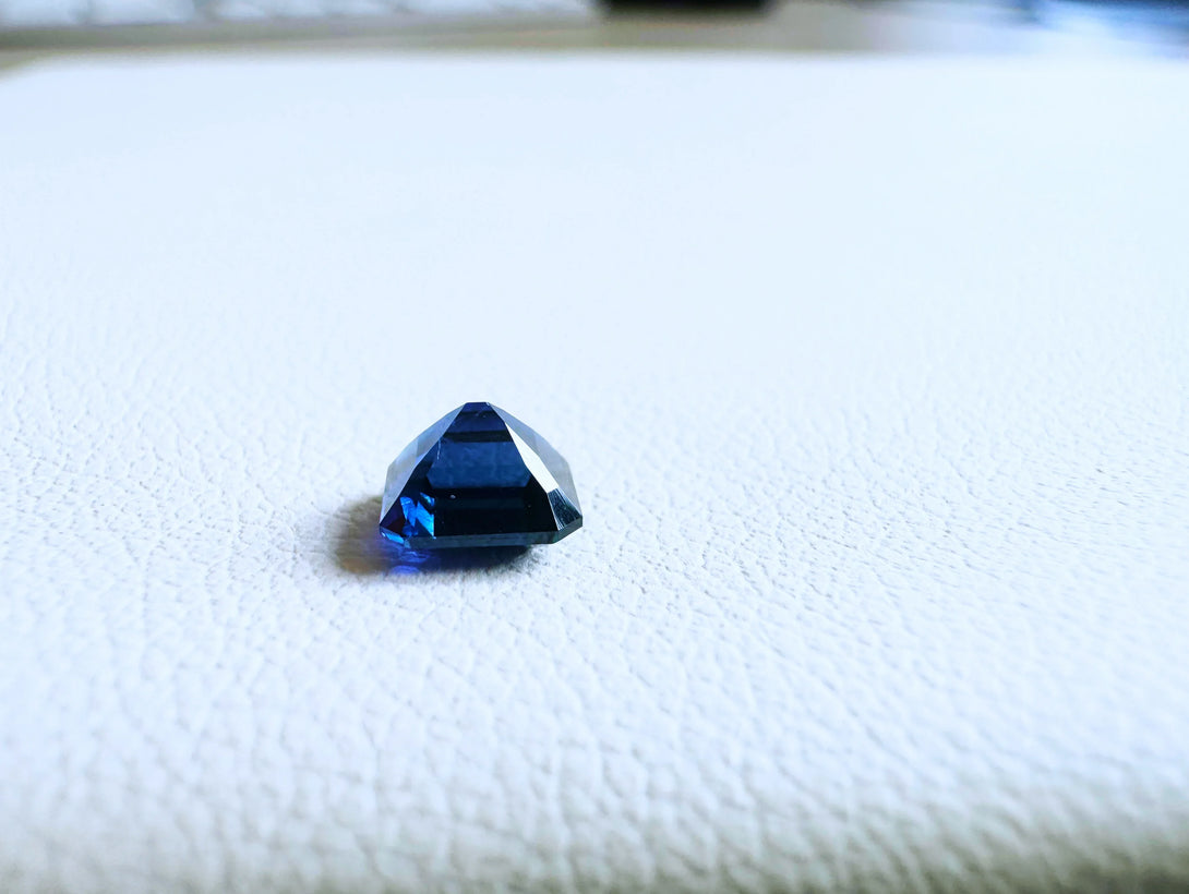 Kashmir Royal velvety Blue Bliss | 0.79 ct Blue sapphire,Lodwar Kenya - LUVICI GEMS INTERNATIONAL