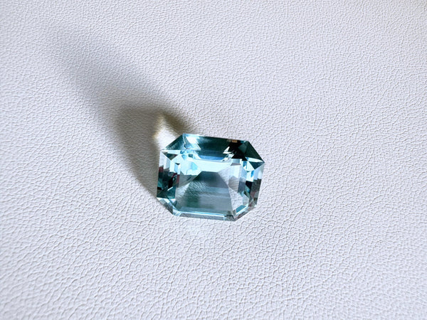 10.43 ct SKY BLUE -AQUAMARINE -EMERALD/OCTAGON CUT | TANZANIA - LUVICI GEMS INTERNATIONAL