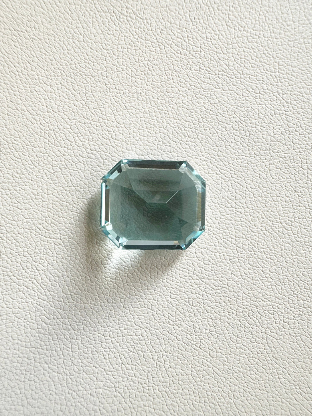10.43 ct SKY BLUE -AQUAMARINE -EMERALD/OCTAGON CUT | TANZANIA - LUVICI GEMS INTERNATIONAL