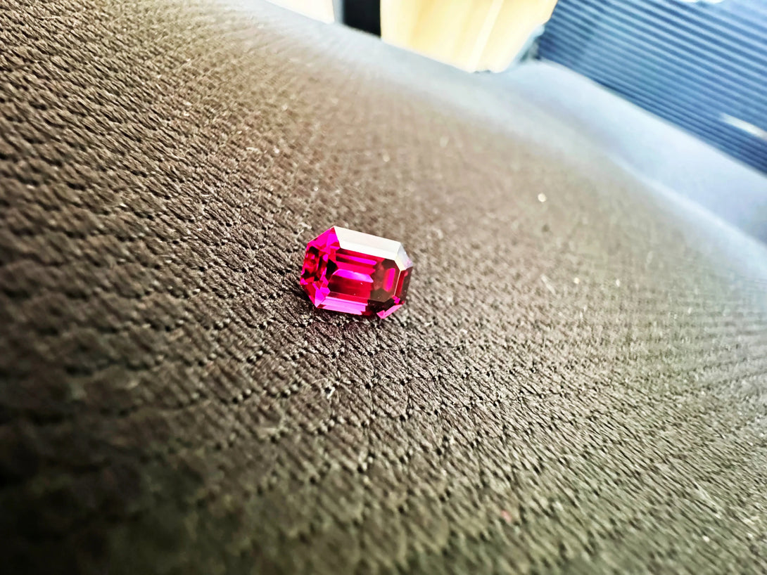 1.96 ct Magenta Rhodolite from Kangala | Neon Violetish Red - LUVICI GEMS INTERNATIONAL