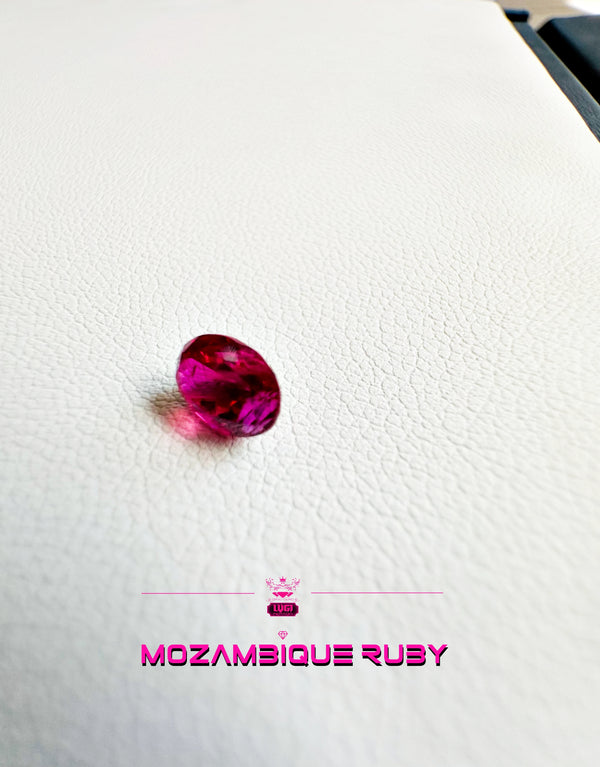 Le Feu Sauvage | Mozambique 1.1 ct Ruby | Symphonie d’Afrique - LUVICI GEMS INTERNATIONAL