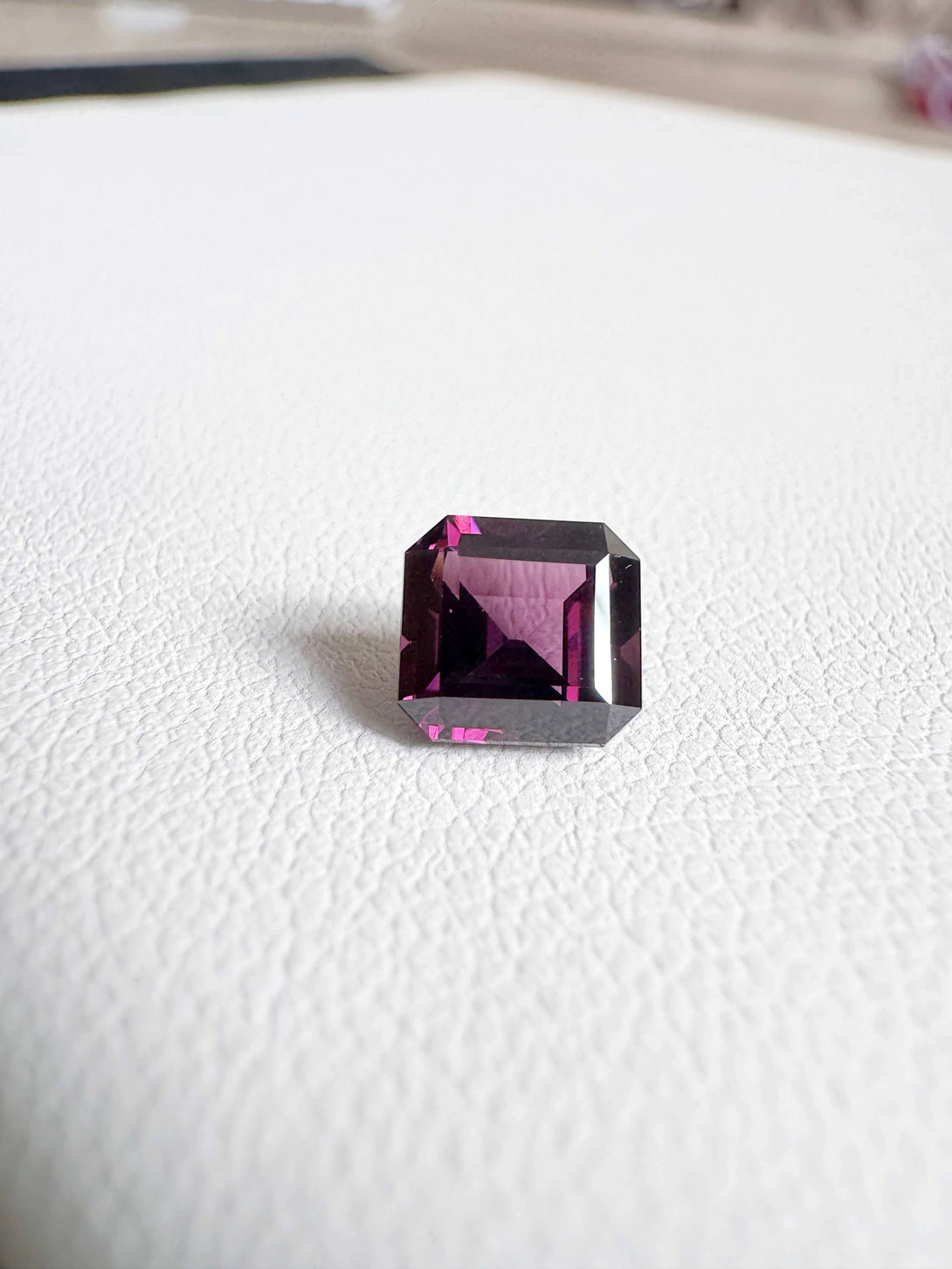 The Majestic Palatinate | 1.43 ct Purple Spinel - LUVICI GEMS INTERNATIONAL