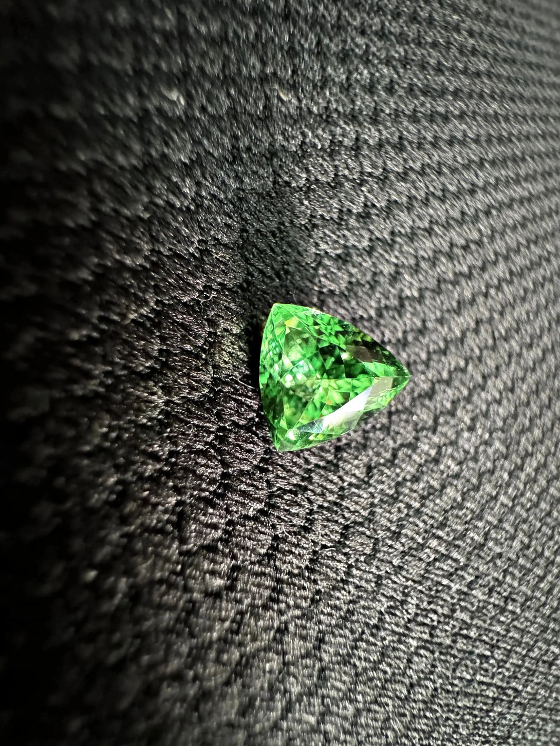 1.79 ct Majestic Merelani Mint Garnet | A Heirloom Born of Earth’s Secret Whispers - LUVICI GEMS INTERNATIONAL