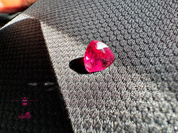 THE GENESIS OF RARITY II 2.86ct NEON HOT PINK WONDER II RUBELITE TOURMALINE - LUVICI GEMS INTERNATIONAL