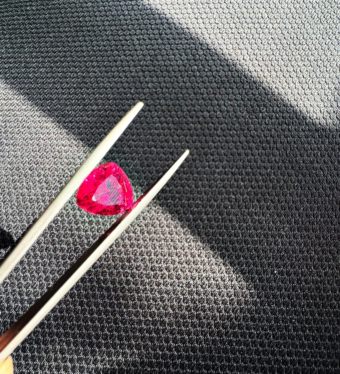THE GENESIS OF RARITY II 2.86ct NEON HOT PINK WONDER II RUBELITE TOURMALINE - LUVICI GEMS INTERNATIONAL