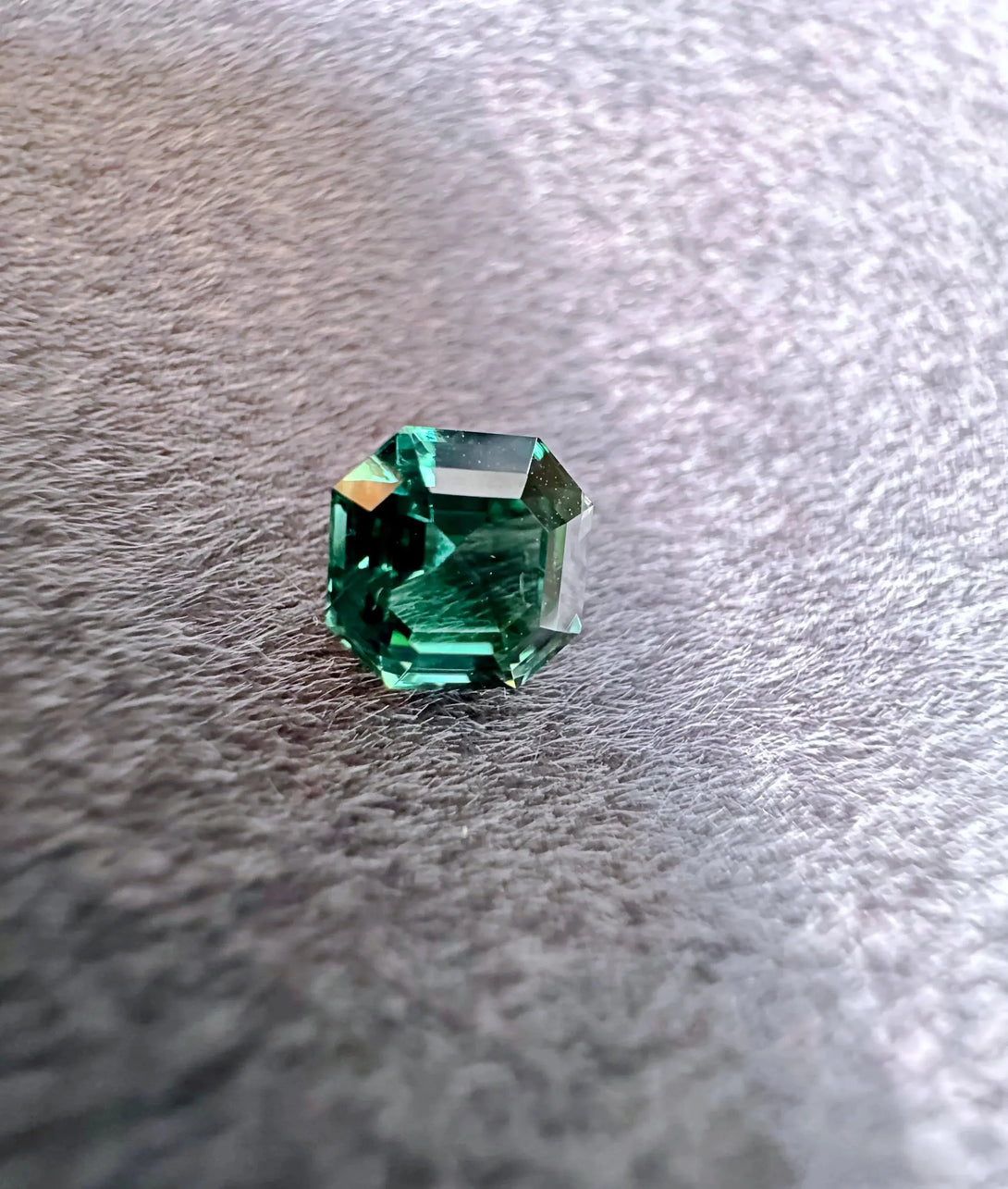 1.95 ct Lagoon Tourmaline | A Mesmerizing Ode to Liquid Elegance - LUVICI GEMS INTERNATIONAL