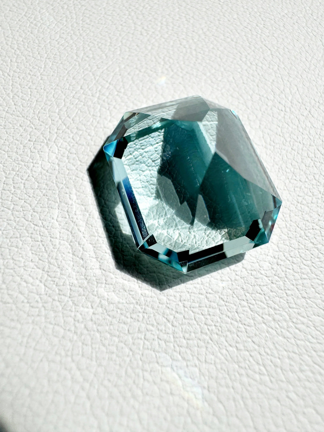 10.43 ct SKY BLUE -AQUAMARINE -EMERALD/OCTAGON CUT | TANZANIA - LUVICI GEMS INTERNATIONAL
