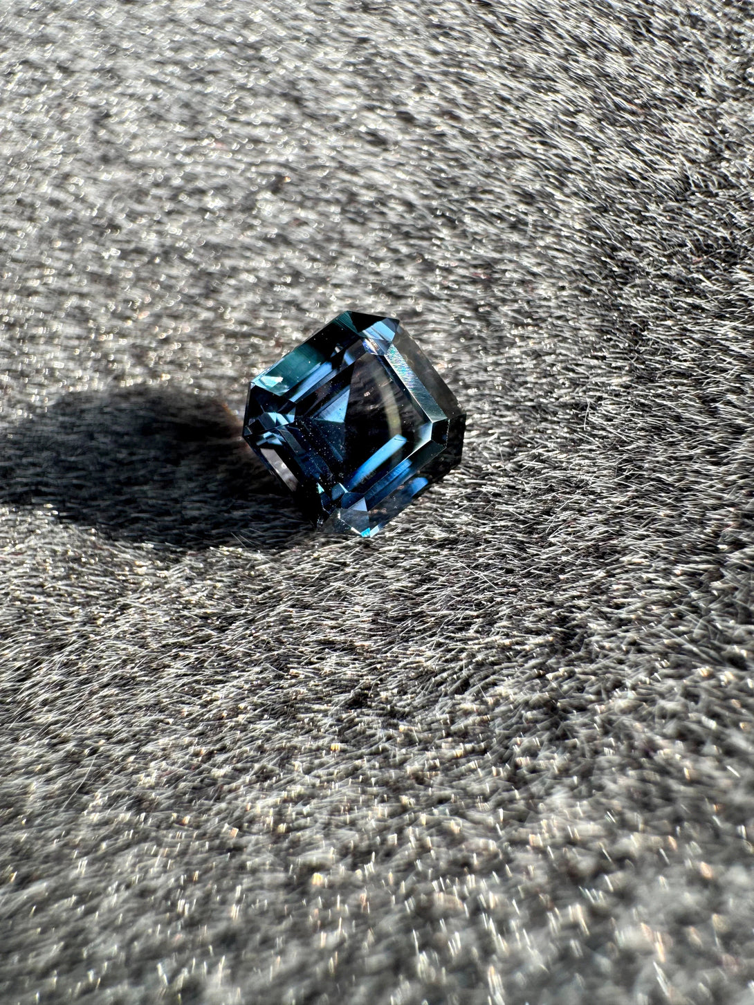 1.81 ct Radiant cut Indigo Blue Cobalt Spinel | Tunduru,TZ - LUVICI GEMS INTERNATIONAL