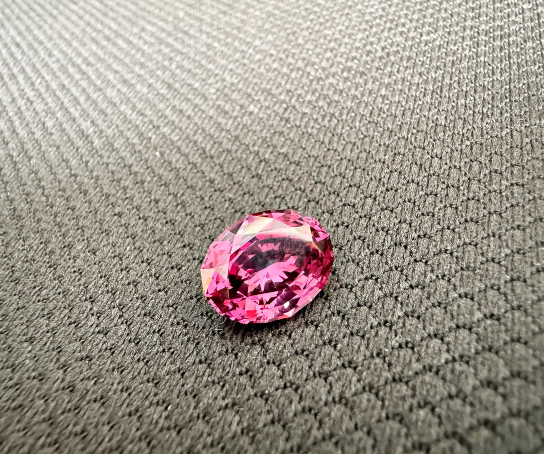 MAJESTIC RHODOLITE | 6.44CT OVAL TANGA RHODOLITE - LUVICI GEMS INTERNATIONAL