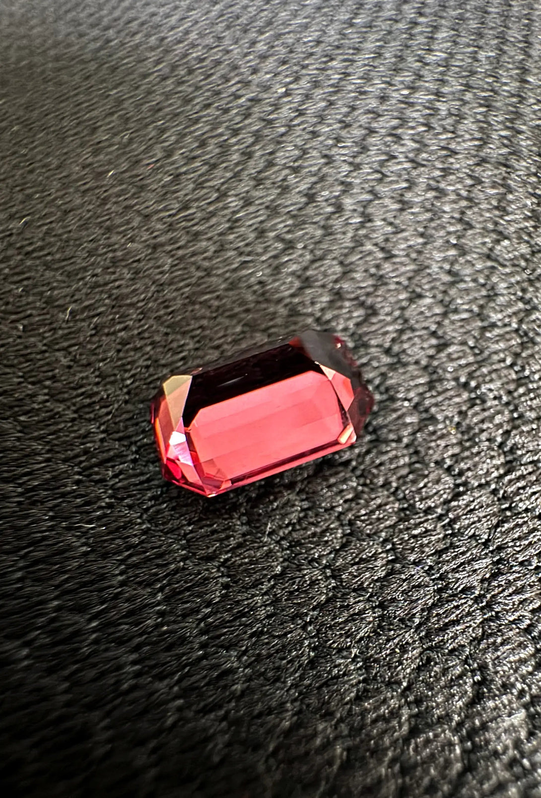 4.18 ct Pinkish Red Malaia Garnet | Tanga Rarest Jewel - LUVICI GEMS INTERNATIONAL
