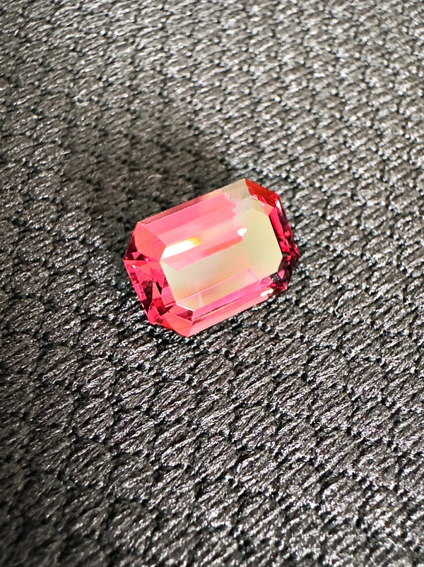 4.18 ct Pinkish Red Malaia Garnet | Tanga Rarest Jewel - LUVICI GEMS INTERNATIONAL