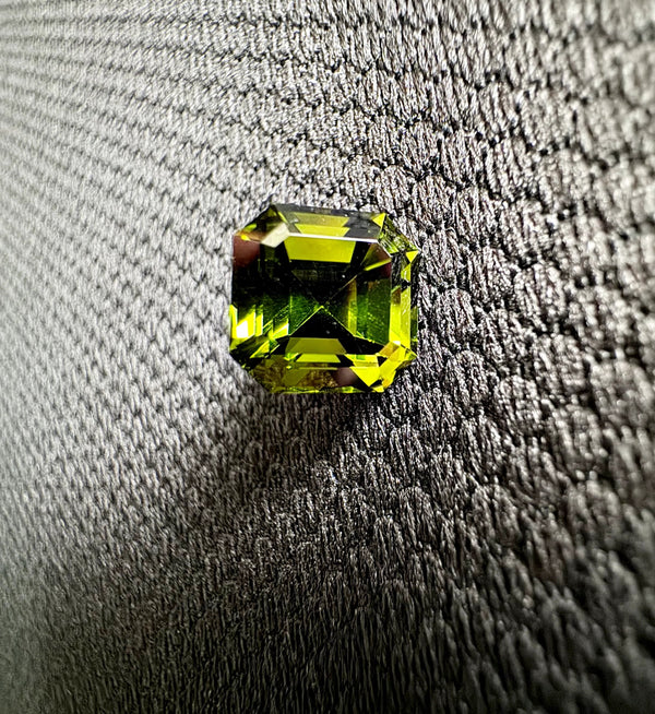 3.76 CT CHROME TOURMALINE | ASSCHER CUT MASTERPIECE - LUVICI GEMS INTERNATIONAL
