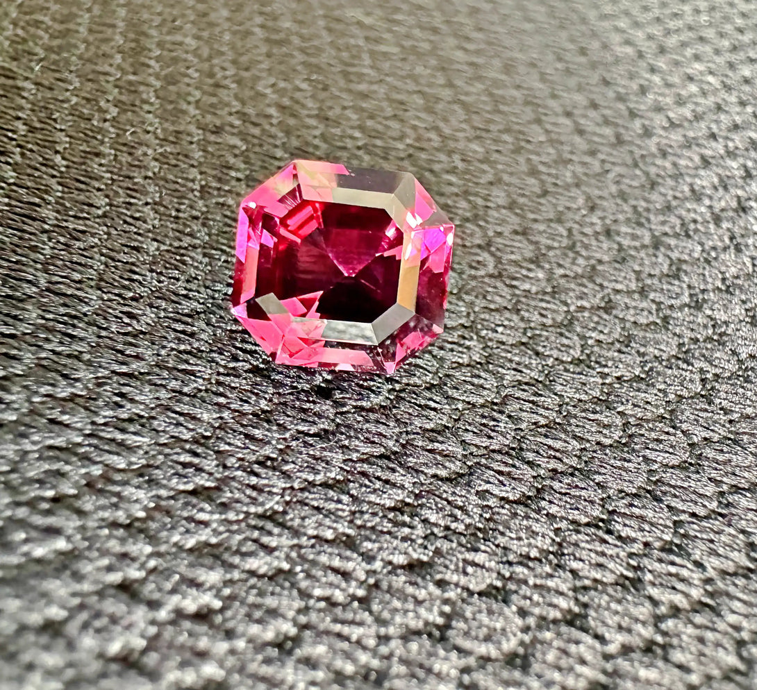 4.87 ct Tanga Rhodolite Garnet | The Velvet Mirage - LUVICI GEMS INTERNATIONAL