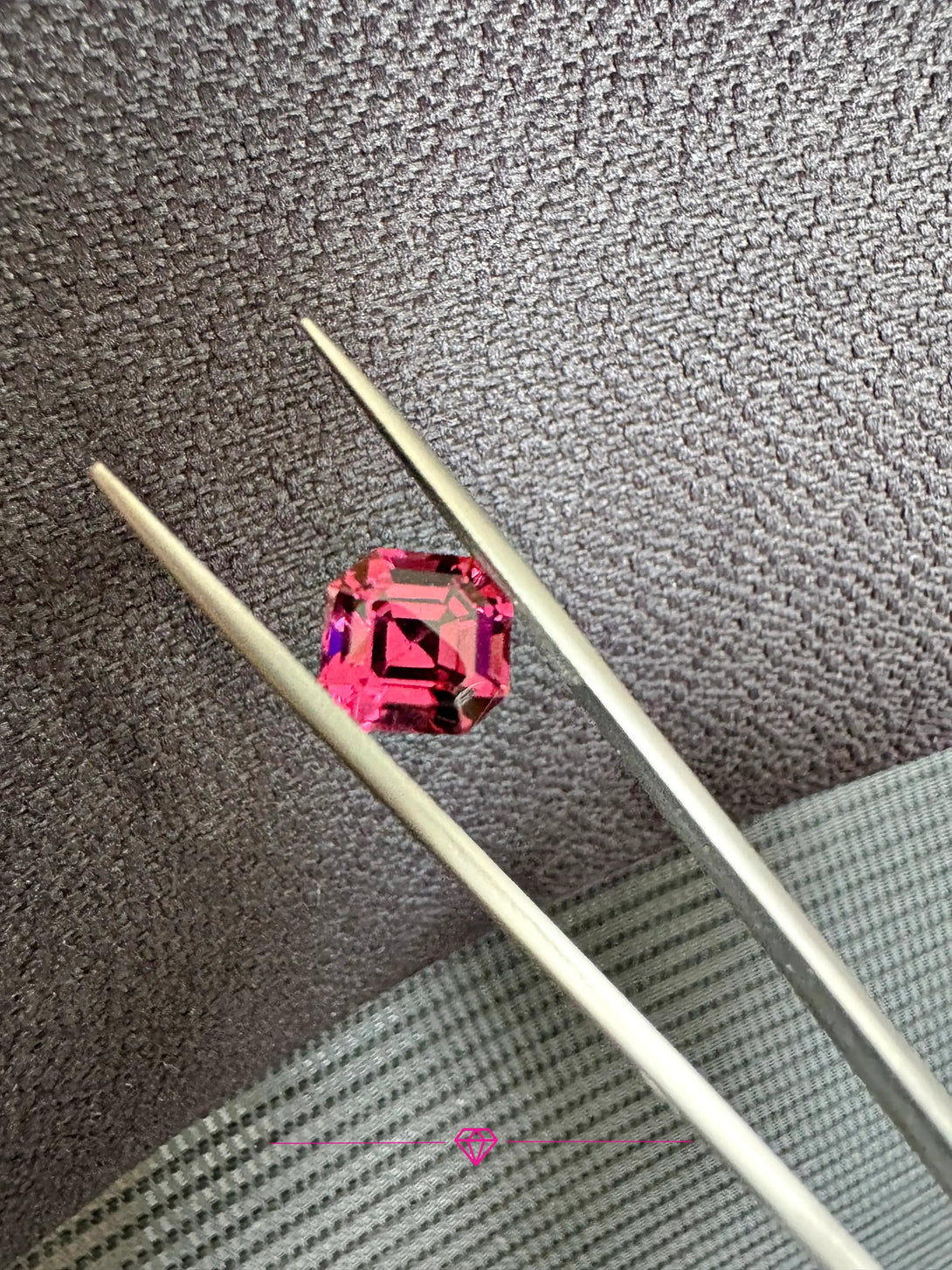 4.87 ct Tanga Rhodolite Garnet | The Velvet Mirage - LUVICI GEMS INTERNATIONAL