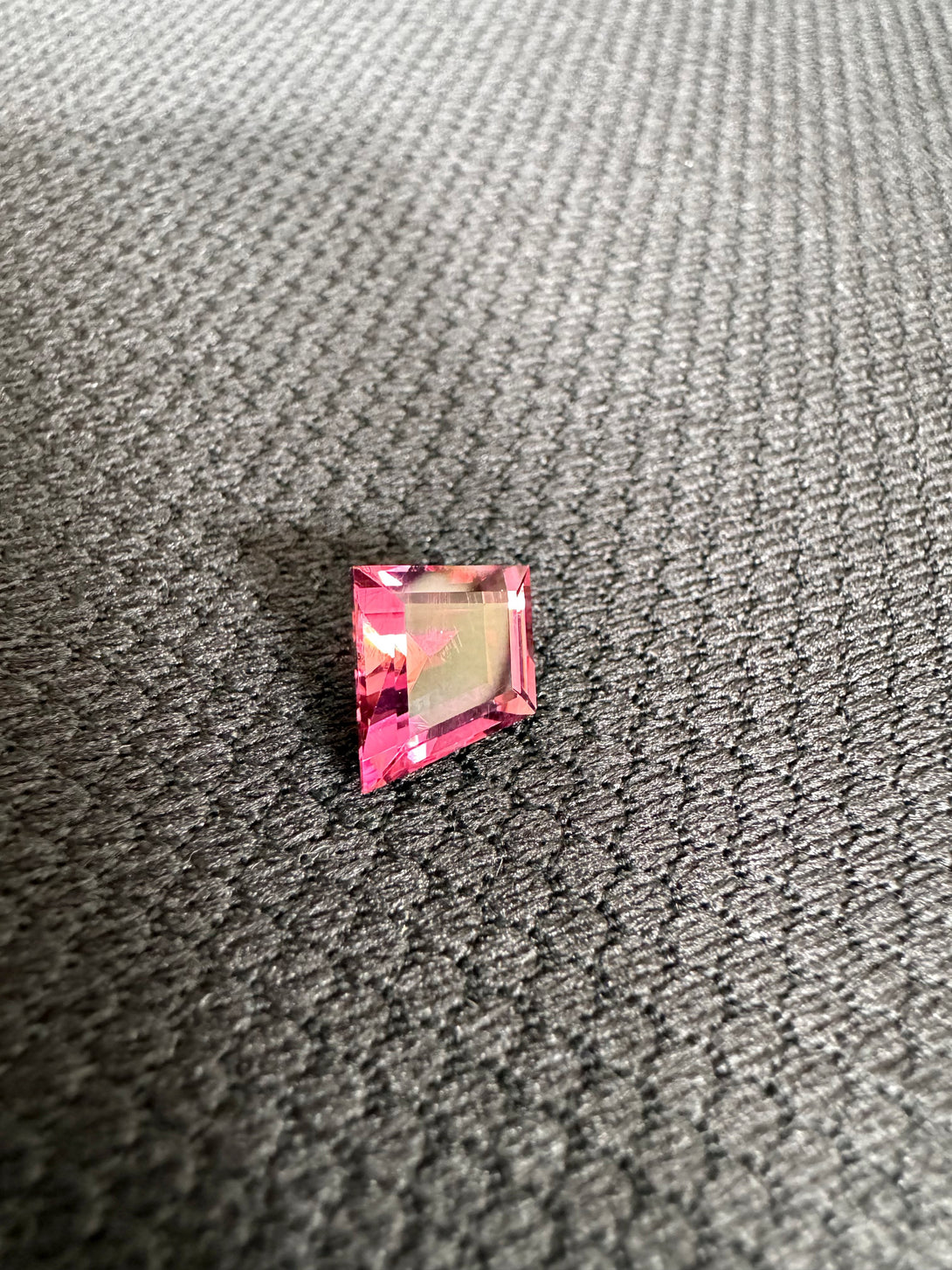3.09 CT PINK TOURMALINE |TRAPEZOID MASTERPIECE - LUVICI GEMS INTERNATIONAL