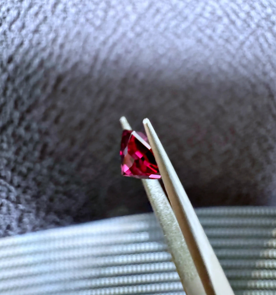 1.3 ct Rhodolite Umbalite Garnet | Beauty in Pink | The Magenta Bloom - LUVICI GEMS INTERNATIONAL