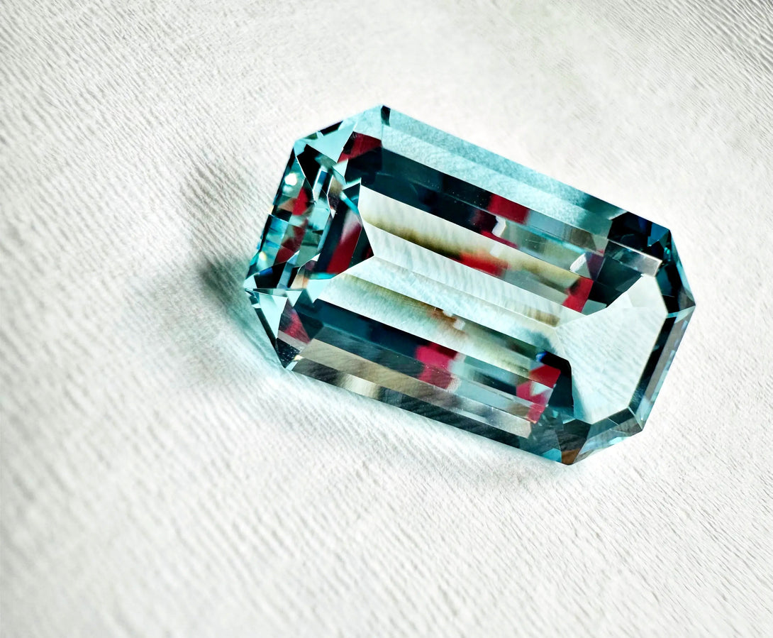 Sky Blue Azuréen Aquamarine 20.93ct | An ode to the mines of Nampula - LUVICI GEMS INTERNATIONAL
