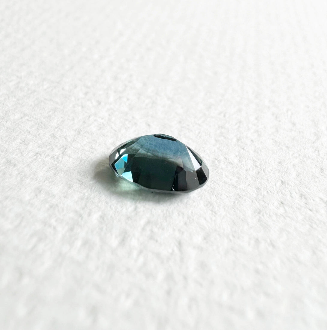 The Peacock Blue Muse | 1.88 carat Blue Sapphire - LUVICI GEMS INTERNATIONAL