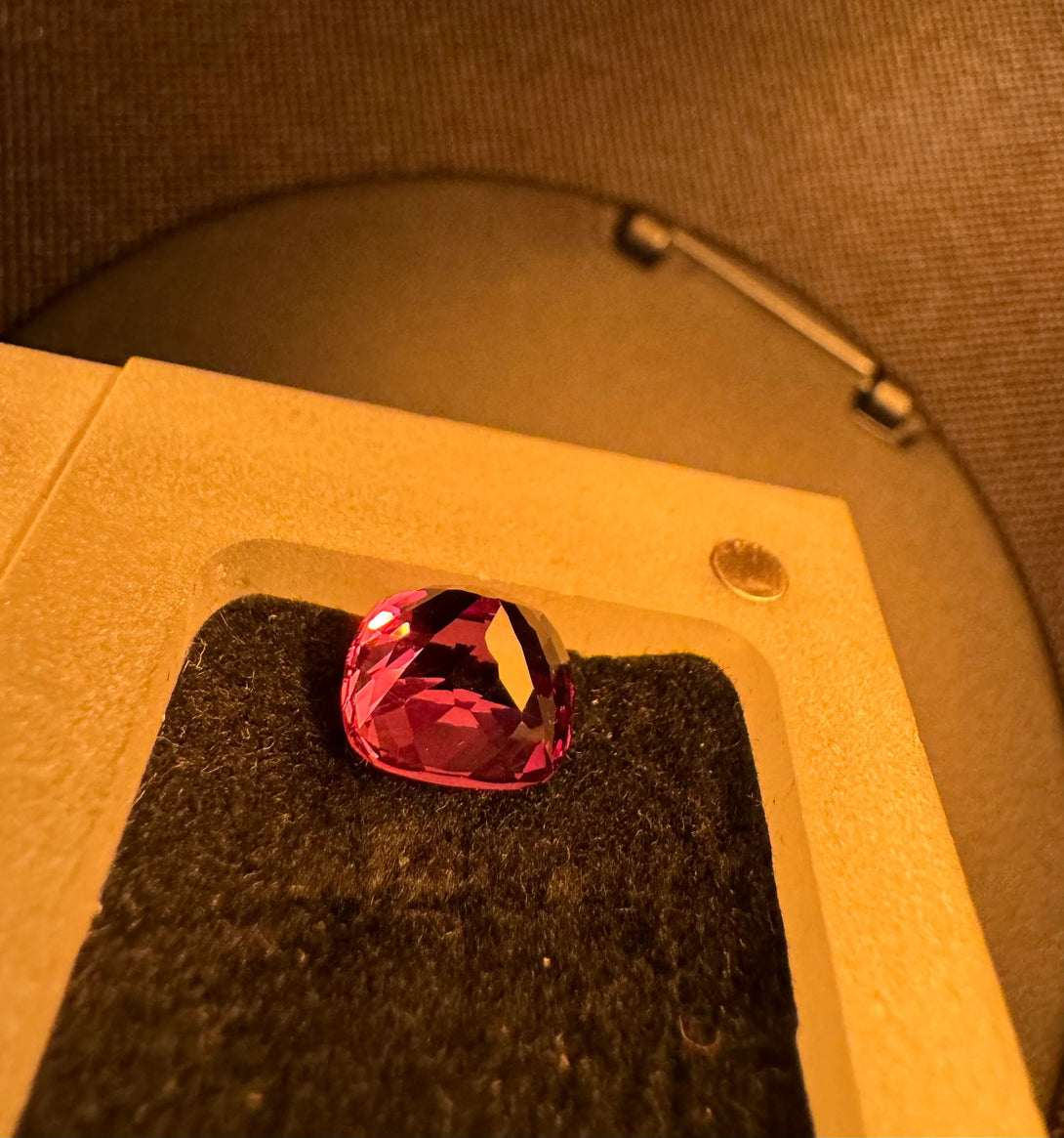 The Optical Illusionist | Tanzanian Color Shift Garnet 5.46 ct LUVICI GEMS INTERNATIONAL