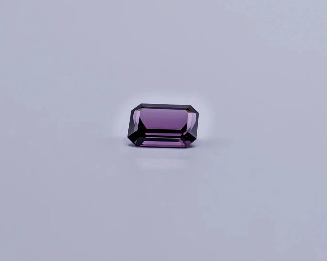 3.67 ct Imperial Aubergine Purple Spinel | A Crown Jewel from the Heart of Tanzania - LUVICI GEMS INTERNATIONAL