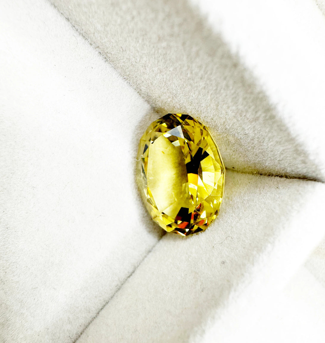 THE HELIO CRYSTAL | HELIODOR 6.78 CT FANCY OVAL MODIFIED CUT - LUVICI GEMS INTERNATIONAL