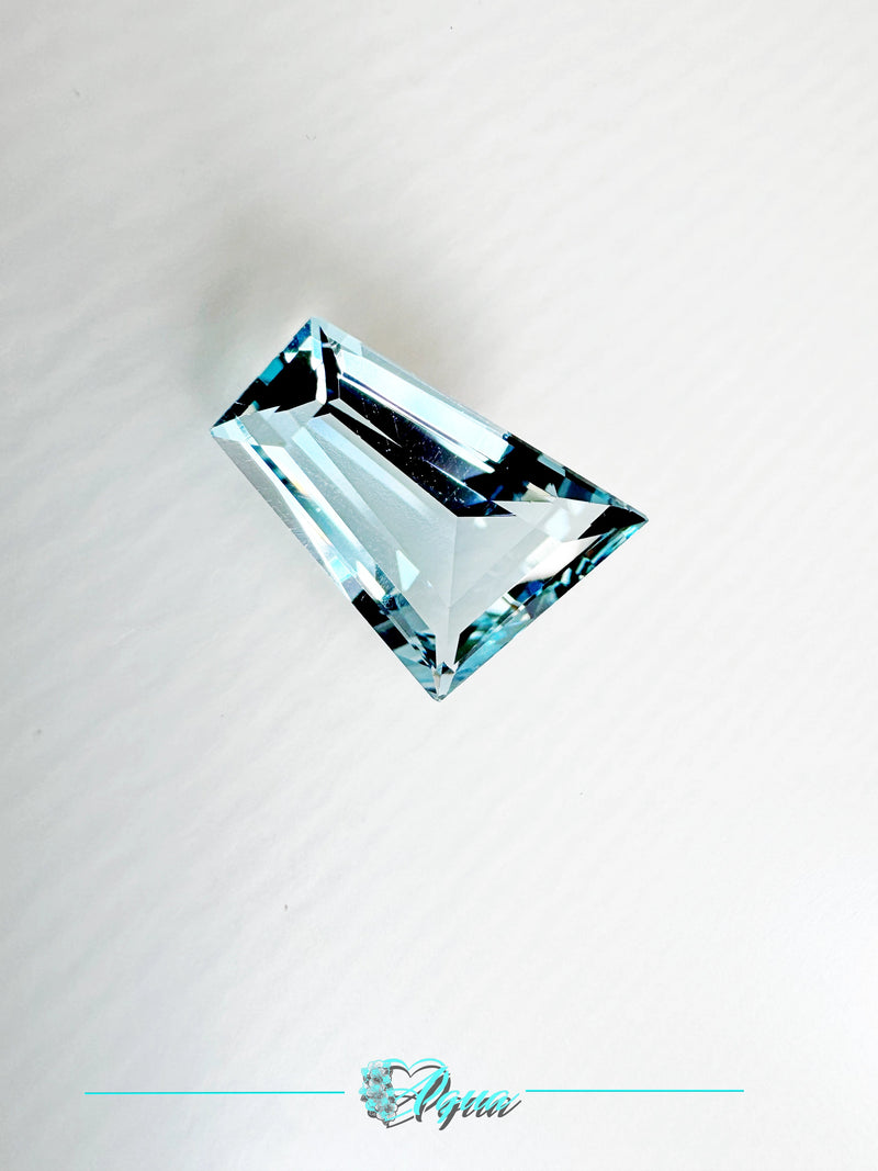 Shield Cut Sky-Blue Aquamarine | 3.6 ct Tapered Baguette