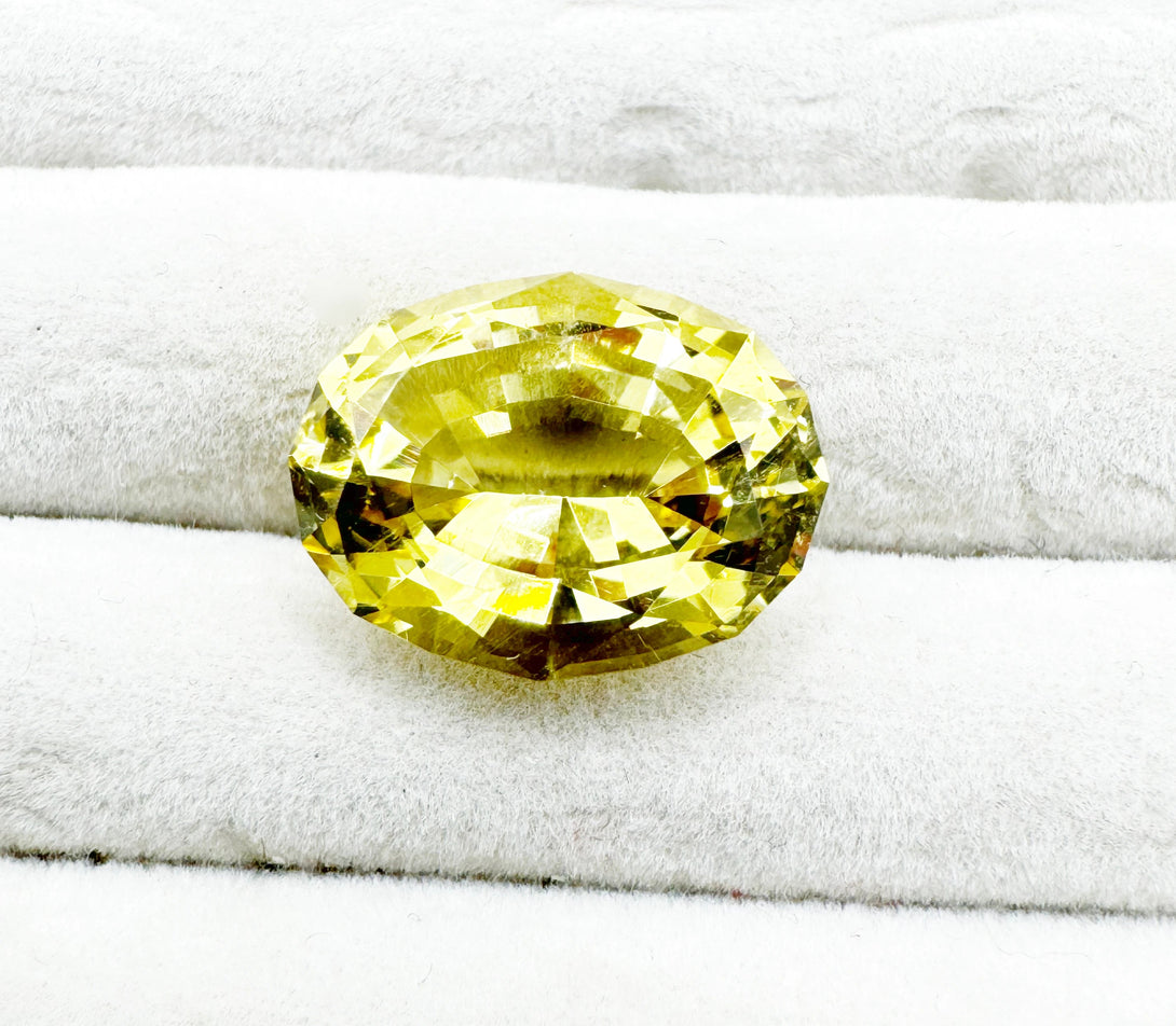 THE HELIO CRYSTAL | HELIODOR 6.78 CT FANCY OVAL MODIFIED CUT - LUVICI GEMS INTERNATIONAL